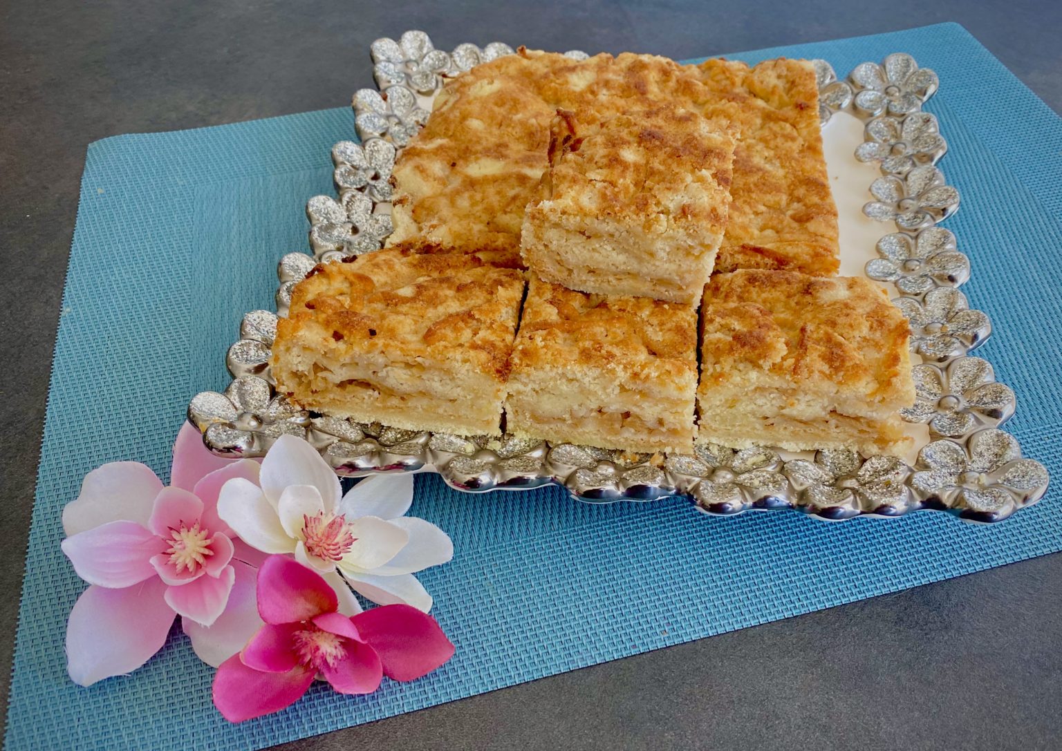 jabłecznik sypany - najprostsze ciasto