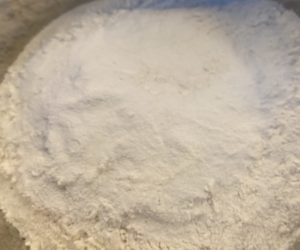 Ciasto sypane z jabłkami - BAC9C095 D1F3 4FF8 A39D 53D904DA58B4 scaled e1585419098164