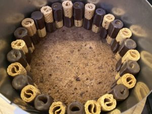 Torcik brzoskwiniowo-ajerkoniakowy - F72D4023 34F3 44D3 AFC1 7B8E19970B4B