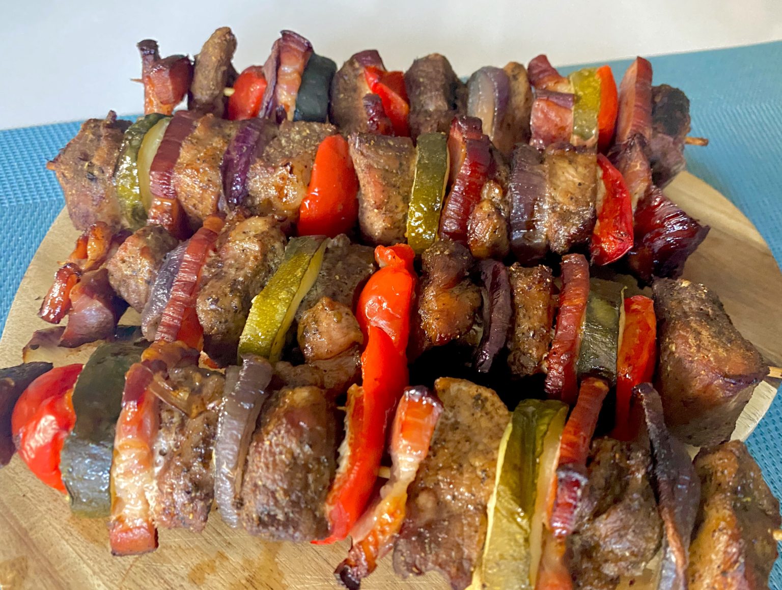 szaszłyki wieprzowe z piekarnika