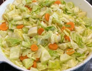 Wiosenny garnek czyli klopsiki z młodą kapustą - 3051741B B886 4063 82C6 21AF0792E032