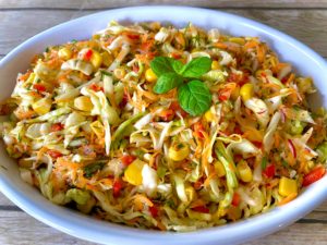 surówka wielowarzywna do obiadu