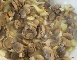 Udka kurczaka faszerowane mięsem i warzywami - 1A001C9E 7E1C 47D3 999A 08055348C9FA