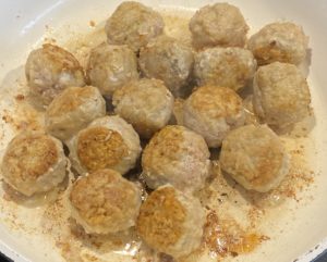 Mini gołąbki w młodej kapuście - A1E3AAE9 8A70 4034 B09F 46550BC6635A