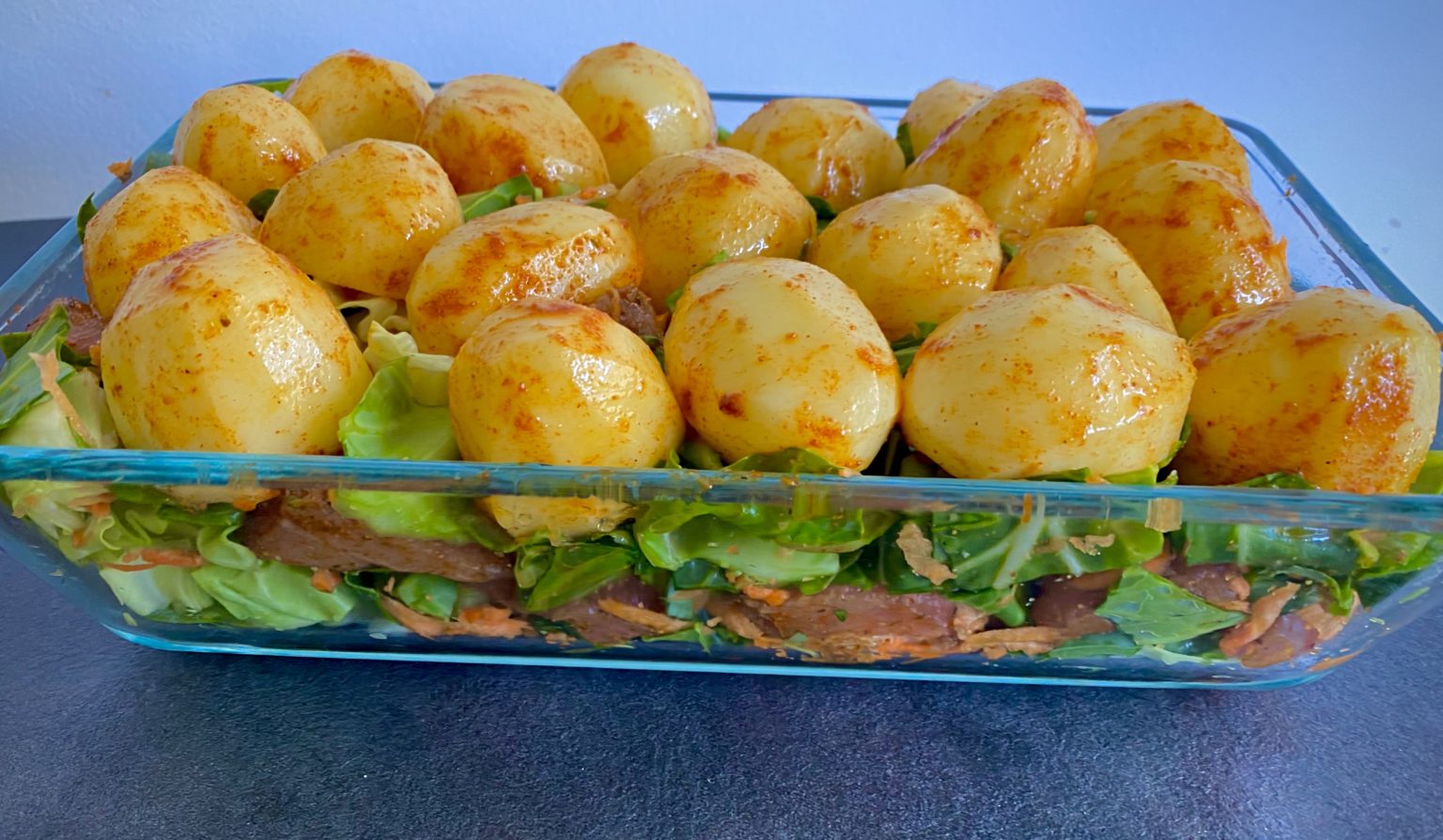 Wiosenny przekładaniec z młodą kapustą, wieprzowiną i ziemniaczkami - AB54B607 BADC 4E33 AFC4 4E51BD0A022F