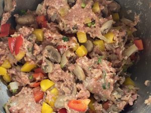 Udka kurczaka faszerowane mięsem i warzywami - EF306B0B C04F 4D9F 965F 441A54E28CA0