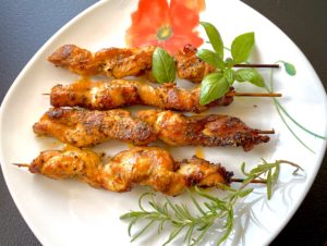 Szaszłyczki drobiowe z boczkiem wędzonym - 528304B9 7CCB 47DD 892D 9260A2E25D80