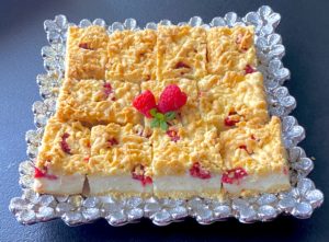 Sernik z malinami i kruszonką - A4DB0344 BBC3 4B0A 8A92 64A66611540B