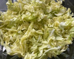 Surówka obiadowa z młodej kapusty - D6F67979 FA7B 4A33 9C5E A44025B688F7