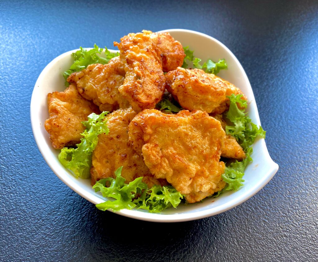 Serowe nuggetsy z kurczaka