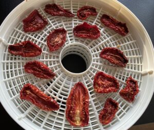 Domowe suszone pomidory - F2303AF6 4212 47C1 9300 B4C22B3183C5