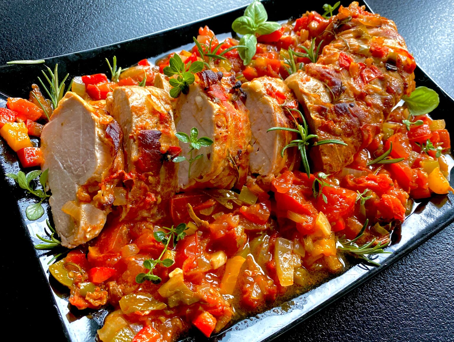 Polędwiczka pieczona w sosie włoskim - FEE8797D 2E18 461D 9B5C 61661EC1357E