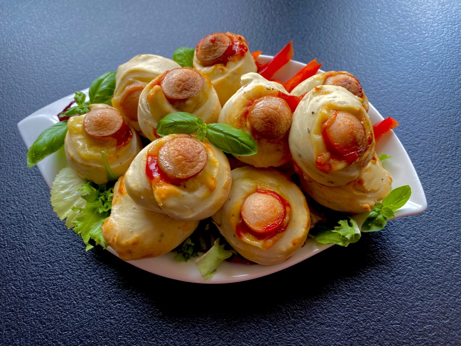 Przekąski a'la hot-dogi - B845C358 BF63 46A7 B89E 7D9426379737