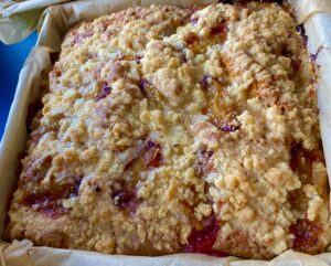 Ciasto ucierane ze śliwkami - EB64E91B 064B 4F98 9EB0 0963B4CFA4E5