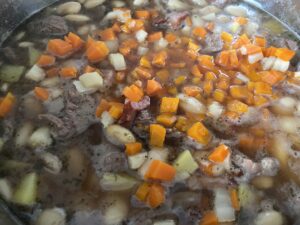 Zupa kowbojska z fasolą i wołowiną - FD6274F4 8342 4E26 9351 7338B5040648