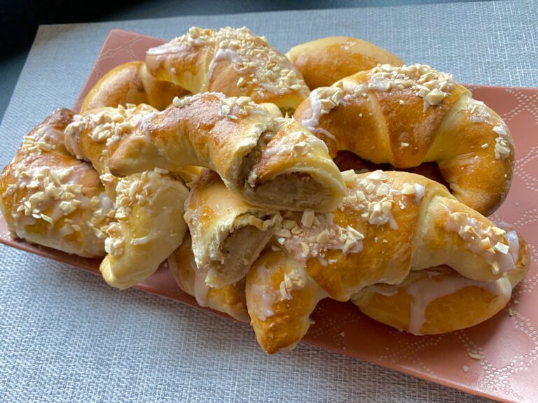 Rogaliki z białym makiem