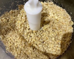 Drobno posiekane orzechy do bezy