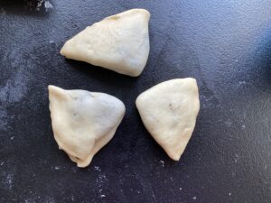 trójkąciki z makiem do składania różyczek z makiem