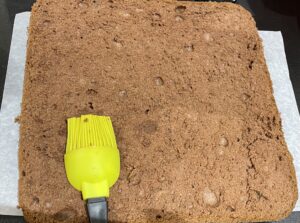 Nasączanie biszkoptu kakaowego