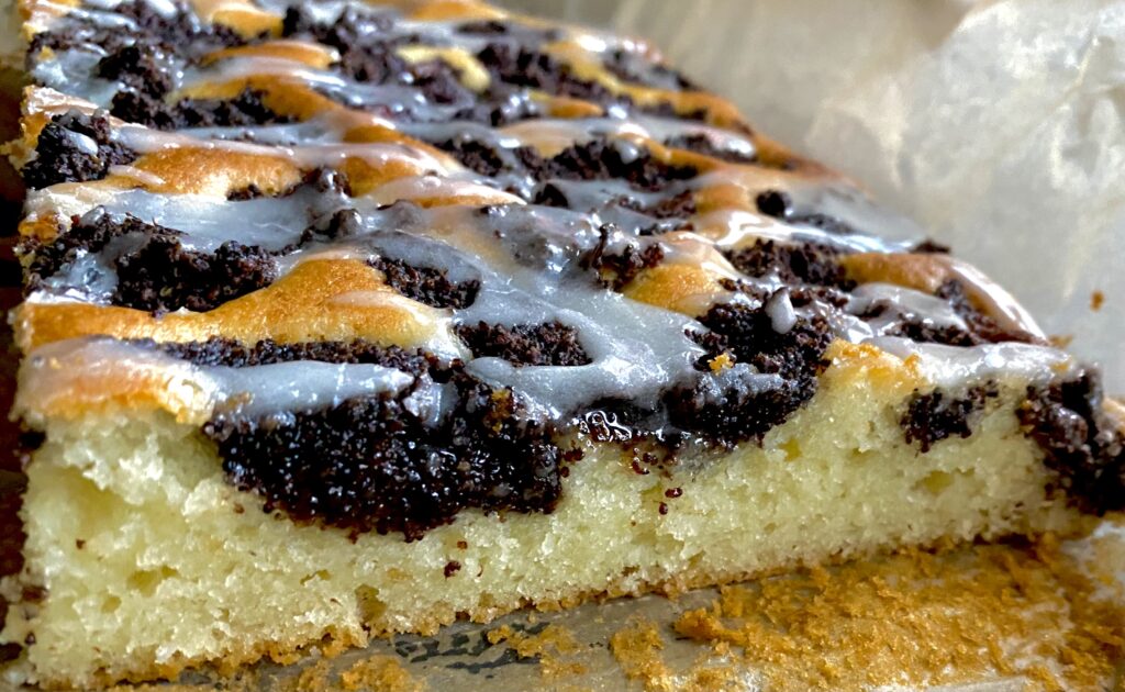 Ciasto jogurtowe z makiem