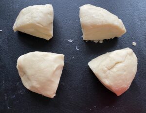 Ciasto podzielone na części