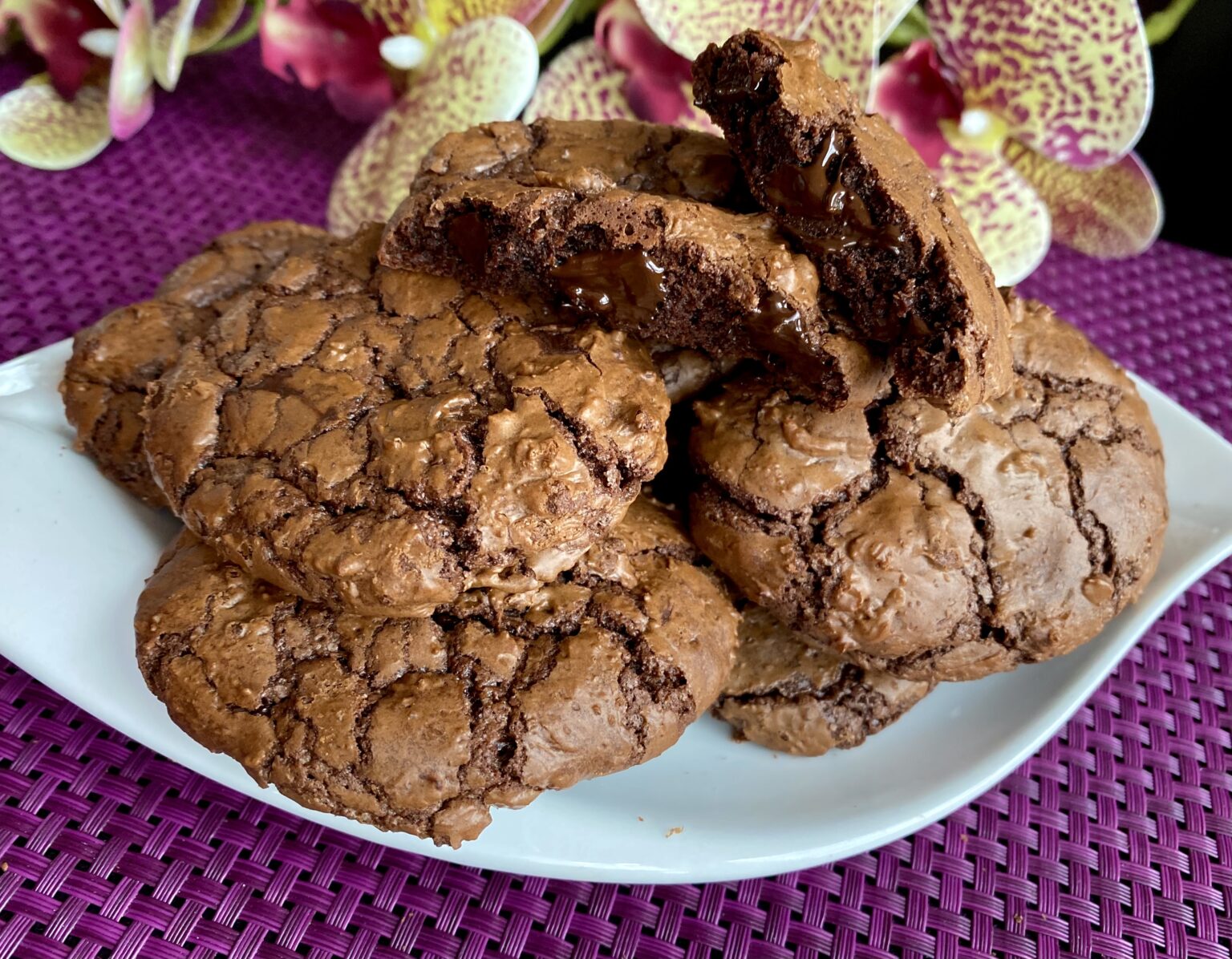 ciasteczka brownie - przepyszne ciasteczka czekoladowe