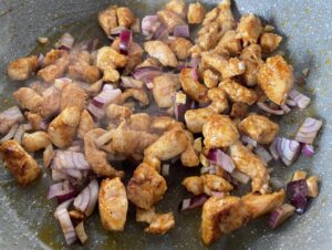 Jednogarnkowy makaron z kurczakiem curry - 646E370C 379B 469D 9F7D CD45A1D5CB8E