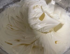 Lion - ciasto bez pieczenia - 7C5E6C94 BD47 4069 8763 3346A322E8BD