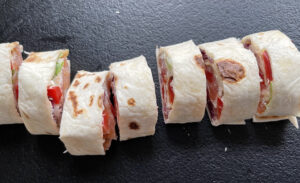 Roladki z tortilli na dwa sposoby - 5A6FD2AC 07DF 4CC9 8DD0 0D14073A40CB