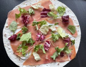 Roladki z tortilli na dwa sposoby - 5AAD84B2 DF36 44F0 B715 77A711B23E57