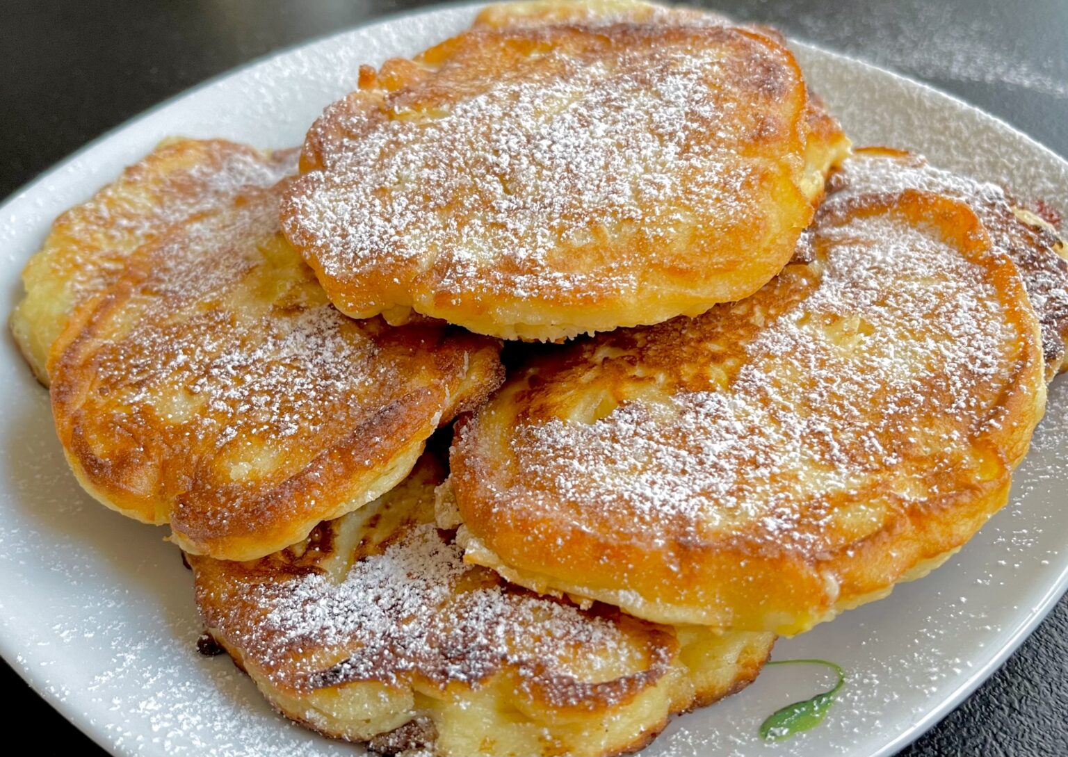 Szybkie racuchy jogurtowe - F7C8FAA8 8487 4029 A660 2769FF60F2E5