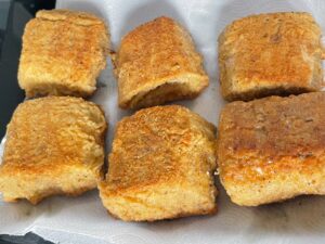 Odsączanie krokietów z wafli z nadmiaru tłuszczu