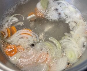przygotowanie zalewy do filetów rybnych w zalewie słodko kwaśnej