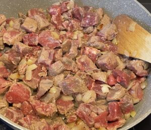 Węgierska zupa zbójnicka - 7E601186 6DCC 403E BCAA 400F15439255