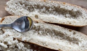 Chrupiące zapiekanki z kurczakiem - ED060B69 F343 45BD A6EE 593108863A99 scaled e1647850788820