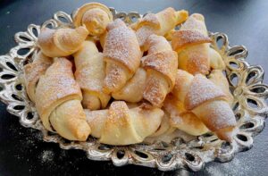 Rogaliki krucho drożdżowe