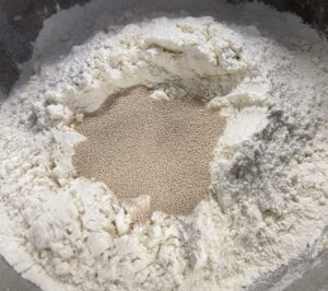 Wyrabiamy ciasto na rogaliki