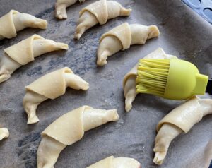 Przepis na rogaliki krucho drożdżowe