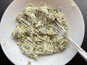 Odrywane bułeczki czosnkowe - świetne do grilla i nie tylko - 53D9D0D8 9763 440C B312 69C3A1D05A21