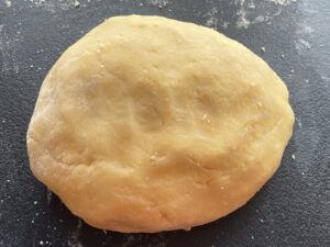 Kruche ciasto z masą budyniową i rabarbarem - 399FF9E4 0C73 489A B162 1FE416BD0FA3