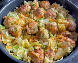 Wiosenny garnek z klopsikami - 8B00CF6C 6879 45A8 970F 6F1EB0EE778B