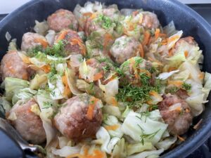 Wiosenny garnek z klopsikami - 8F16D1CA 4CE6 4379 B465 12B63DE042BA