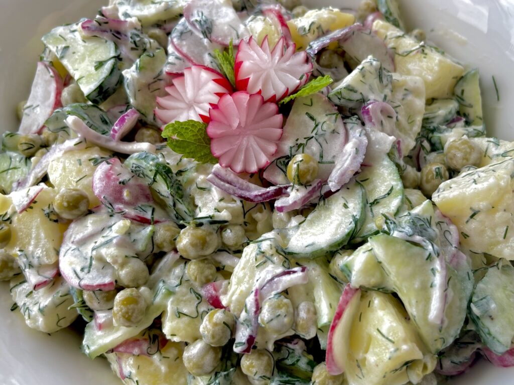 Pyszna sałatka grillowa