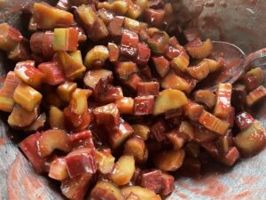 Ciasto bezowe z rabarbarem - 8435938E 35D1 4CEA A9B8 EE3FA117DE1F