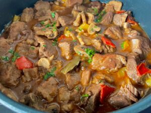 Gulasz myśliwski - 9373796B 5959 49ED AEE8 7E5E97452061