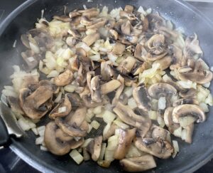 Wiejskie klopsiki mielone w pysznym sosie - 9B781167 15F5 477C A5D1 5966AD6A76C1