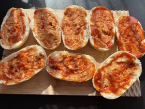 Zapieksy a'la pizza - A8C8AB84 A823 4E12 BB7E 0B78FBDE2FF7