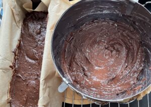 Tort cyfra brownie - 496D6DAB 262C 4CE7 B405 AE319DA7E043