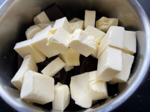 Tort cyfra brownie - D1FB7A46 CE97 47FC A22A 498409B49A76