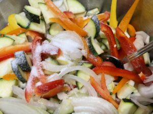 Sos słodko-kwaśny ze świeżych warzyw - FFC61E04 D5E9 4747 8260 77467DA82BBE